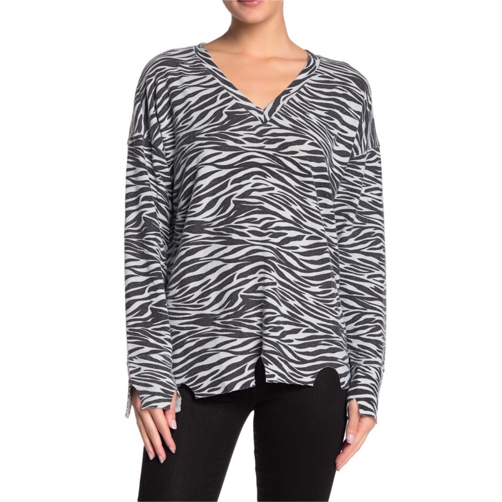 LNA Distressed Raw Hem V-Neck Zebra Sweater BNWT!